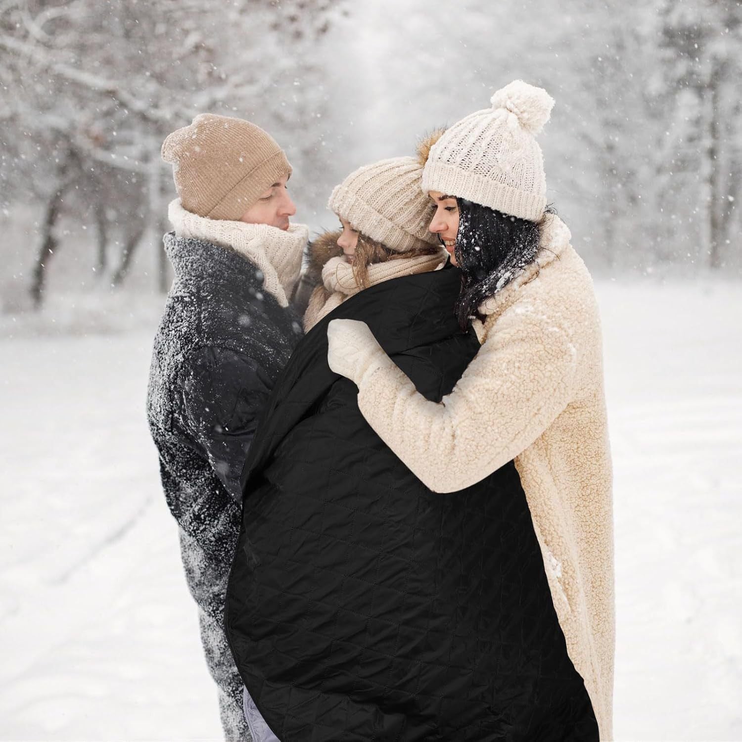 2-in-1 Winter Camping Warmth Kit with Carry Bag: 210 * 75cm Beige Portable Waterproof Warm Sleeping Bag and 200 * 140cm Large Black Double Layer Waterproof Fleece Camping Blanket for Hiking Travel Indoor Outdoor Use - SportZone.co.nz