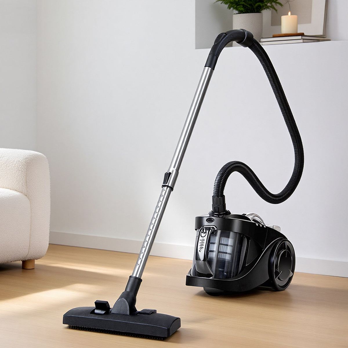 Devanti 2200W Bagless Vacuum Cleaner Black - SportZone.co.nz