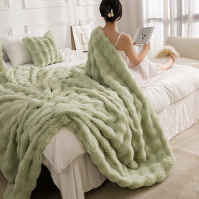 Green Luxury Tuscany Fleece Rabbit Fur Bubble Blanket (200 x 230 CM) - Double - Sided Thickened Soft Plush Bedding & Extra Large Bed Blanket - SportZone.co.nz