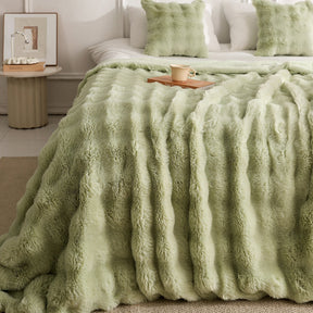 Green Luxury Tuscany Fleece Rabbit Fur Bubble Blanket (200 x 230 CM) - Double - Sided Thickened Soft Plush Bedding & Extra Large Bed Blanket - SportZone.co.nz